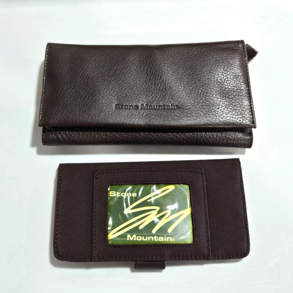 Stone Mountain Brown Pebble Leather Tri-Fold Wallet Women's W/ Checkbook NWOT